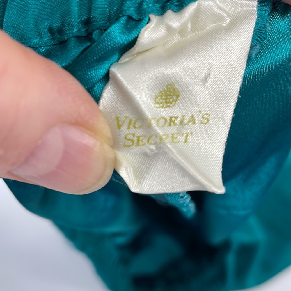 VTG Victoria’s Secret - Picture 12 of 14